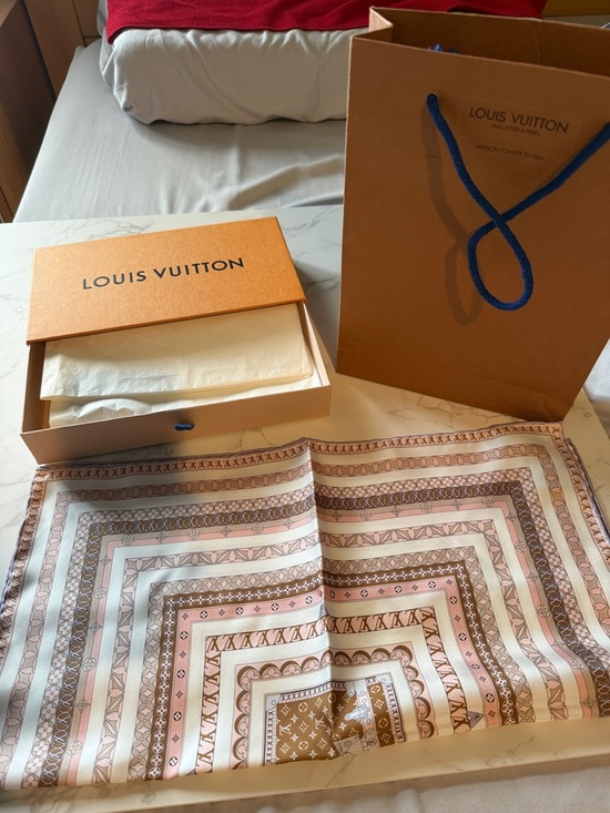 Louis Vuitton Accessories - Louis Vuitton Pink, Brown & Cream Geometric Silk Scarf